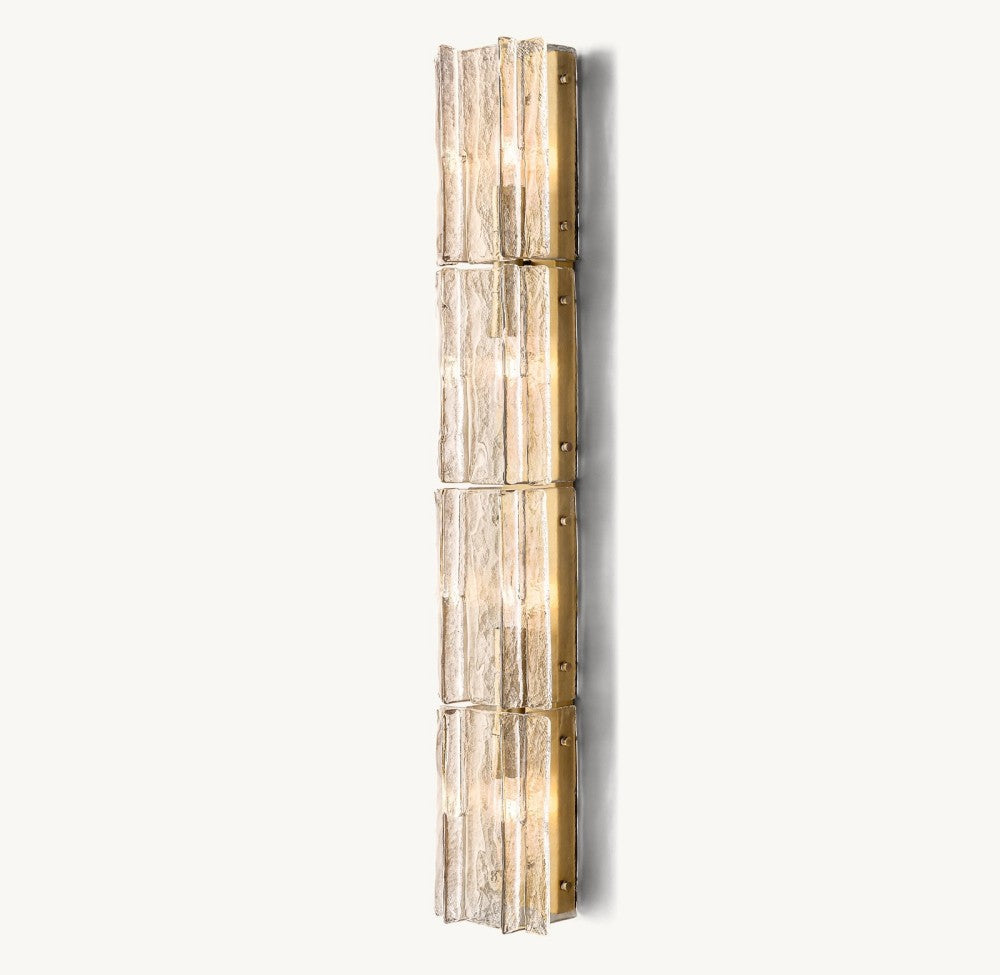 Trama Grand Sconce