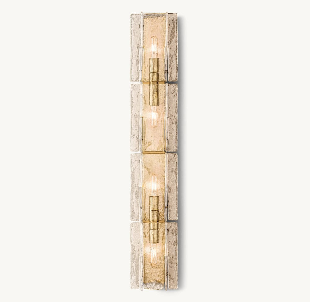 Trama Grand Sconce
